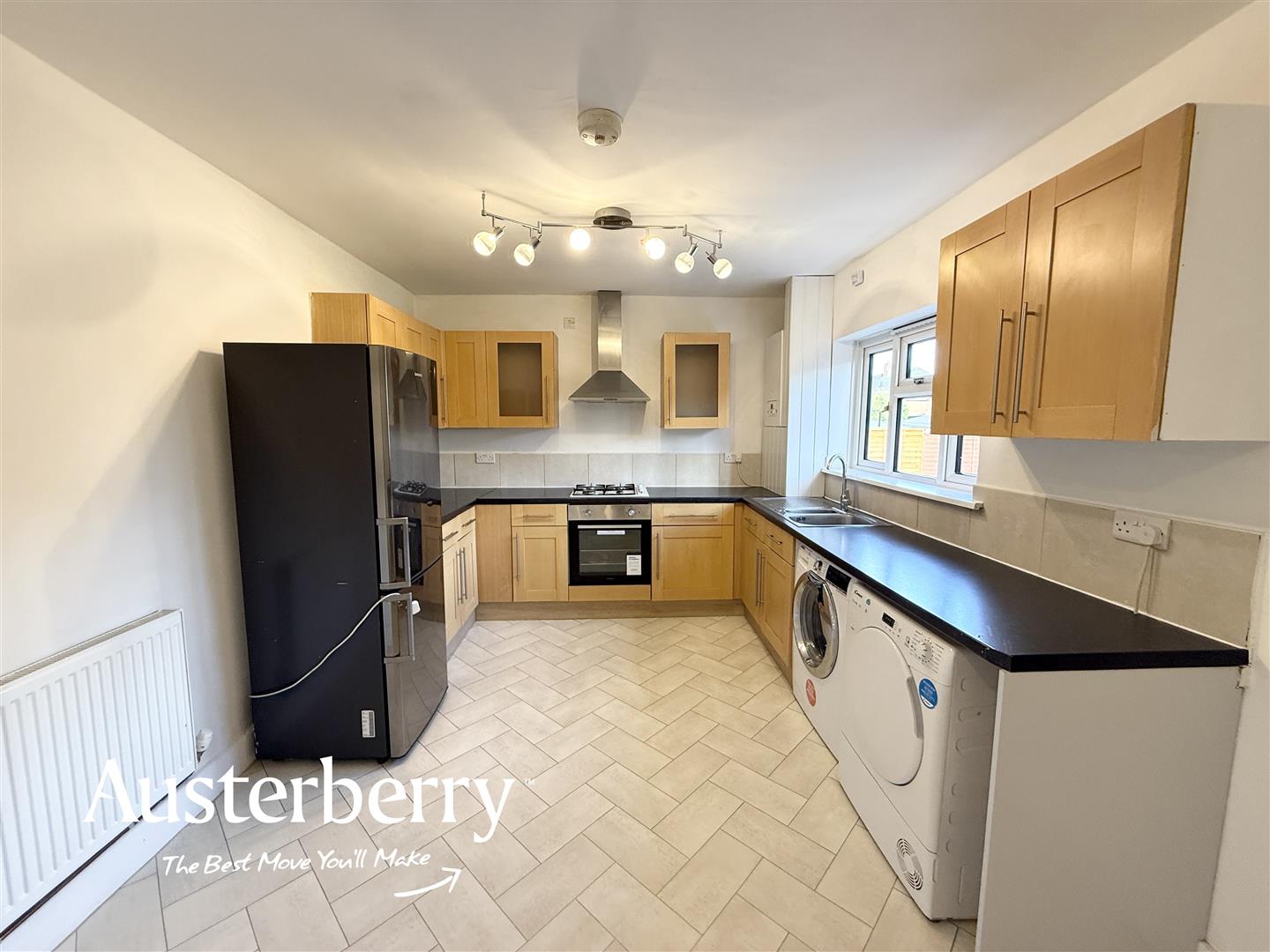 2 bed property in Henderson Grove, Stoke-On-Trent